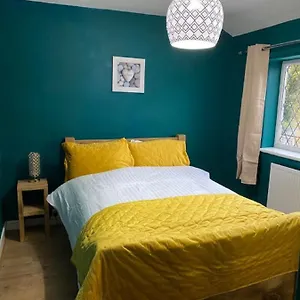 Ideal Abode Greenfields Chester